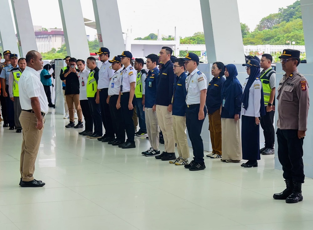 Apel pegawai bandara