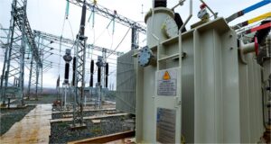 Panel listrik PLTS