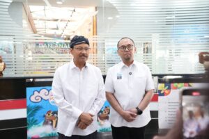 Menteri Sosial Saifullah Yusuf (Gus Ipul) dan Kepala Pusat Pelaporan dan Analisis Transaksi Keuangan (PPATK), Ivan Yustiavandana (foto : PPATK)